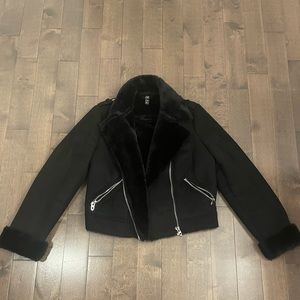 Selling black faux fur moto jacket from Zara !